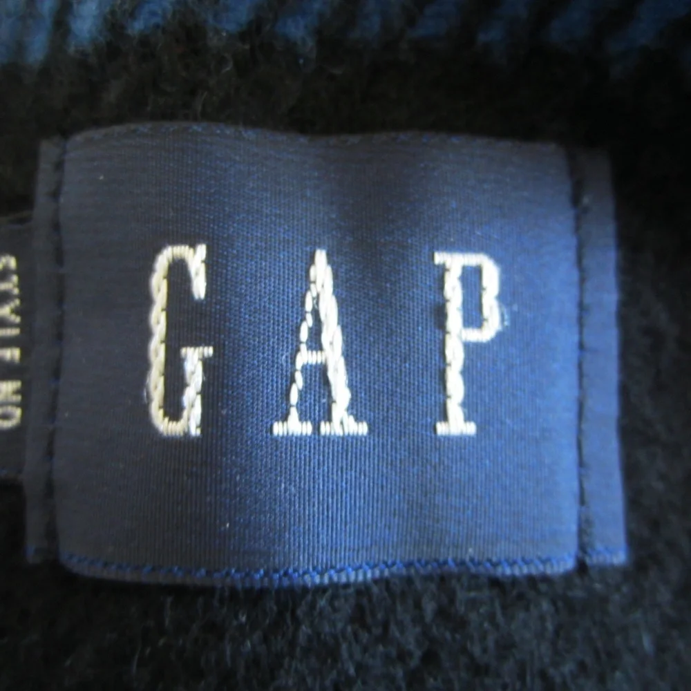 GAP Scraf Men's Tartan‎ Plaid Black/Red 100% Wool Made in Italy Cozy Comfort